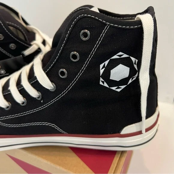 New Mickey Mouse Sneakers M 9.5 / 43 EUR / W 12 Canvas Disney MOA CONCEPT Hi-Top